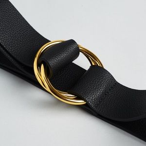 Black Luxury Belt w/ Gold Hardware